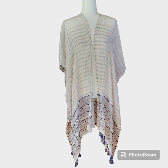 Soft Surroundings Boho Open Front "Cape May Topper" Flawed, but Easily Mendable - Picture 2 of 12